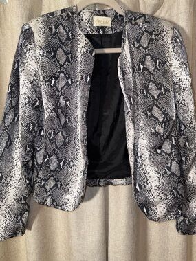 Cache Black and White Snake Print Women's Blazer